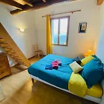 Maison Des Monts Bleus