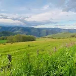 Maison Des Monts Bleus Bed and Breakfast