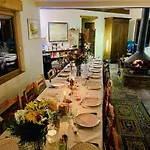 Maison Des Monts Bleus Bed and Breakfast
