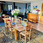 Frühstückspension Maison Des Monts Bleus