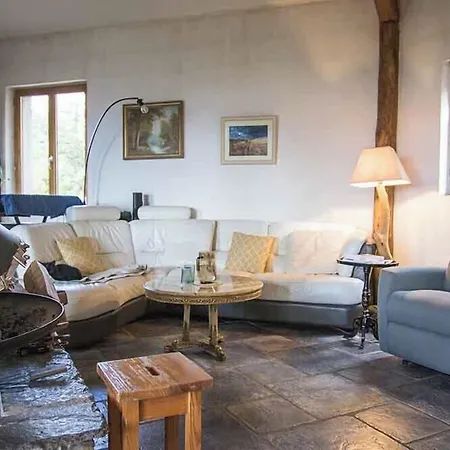 Maison Des Monts Bleus