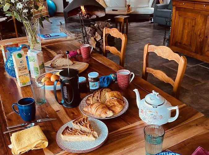 Maison Des Monts Bleus Bed & Breakfast